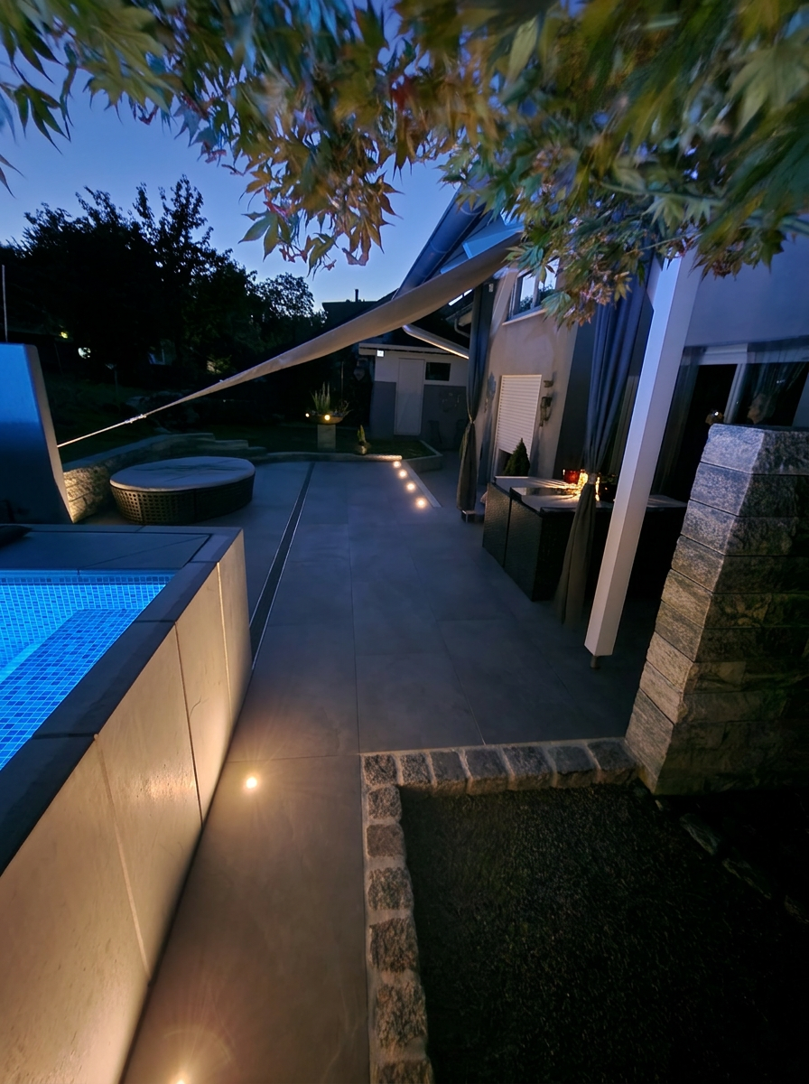 Weis Weg Pool 946666